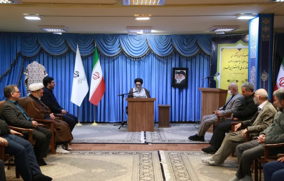 خوشنویسی تنها هنری است که ابتذال در آن راه نیافته است