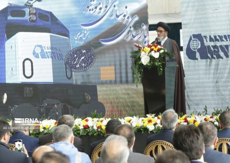 معدن بهترین و مناسب ترین گزینه برای جایگزینی درآمدهای نفت است