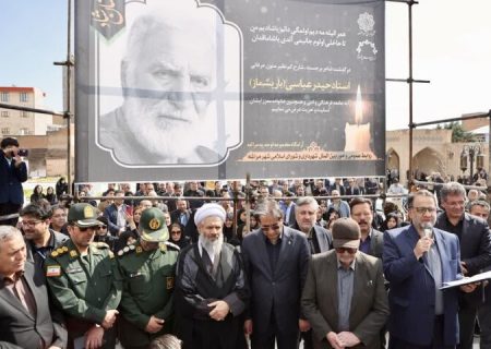 زبان ترکی آذربایجانی زیست‌جهان فکری استاد باریشماز  بود
