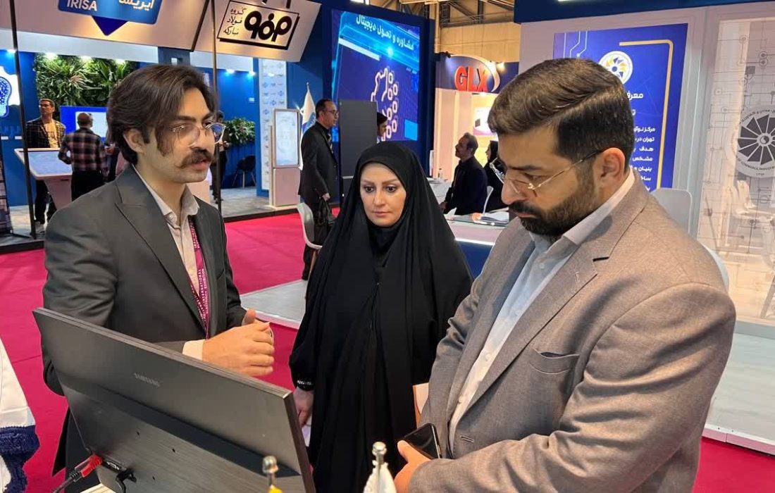 بازدید رئیس پارک علم و فناوری آذربایجان شرقی از نمایشگاه بین‌المللی الکامپ