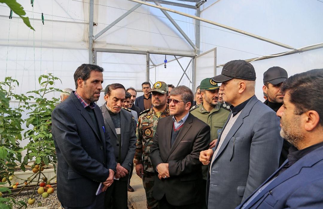 فازدوم مجتمع گلخانه ای ۳۹ هکتاری شهرستان عجب شیر دهه فجر مورد بهره برداری قرار می گیرد