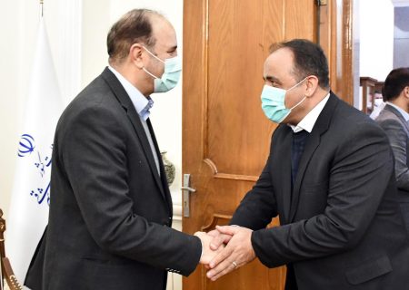 تجلیل استاندار آذربایجان شرقی از وحید کاظم زاده مدیر روابط عمومی سازمان جهادکشاورزی آذربایجان شرقی