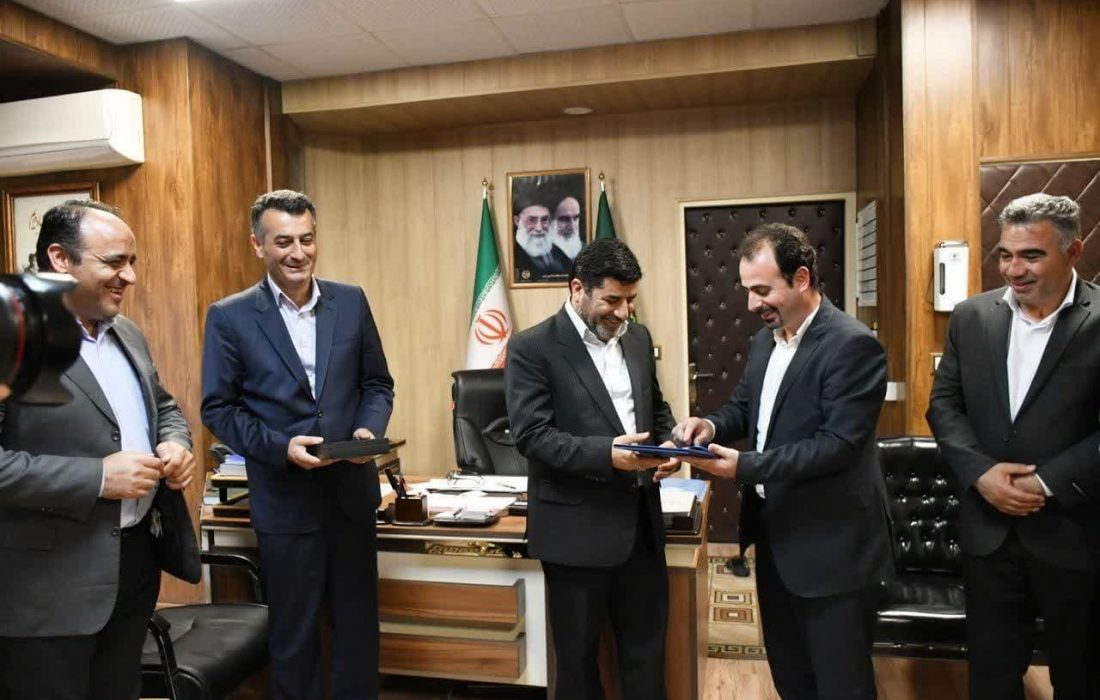 تجلیل انجمن روابط عمومی آذربایجان شرقی از رئیس سازمان جهاد کشاورزی استان آذربایجان شرقی