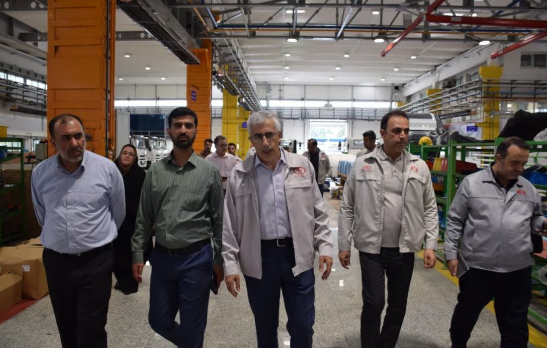 تراکتورسازی ایران نماد جهاد امید آفرینی، جهاد خدمت و جهاد تبیین