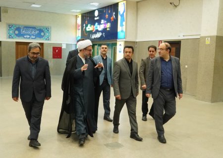 حضور رئیس دانشگاه تبریز و رئیس نهاد رهبری در کتابخانه ملّی تبریز