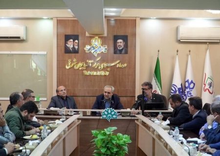 خبرنگاران به عقب‌ ماندگی‌ های تاریخی استان توجه کنند