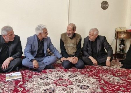 خدمتگزاری به خانواده‌های شهدا وظیفه همگانی است