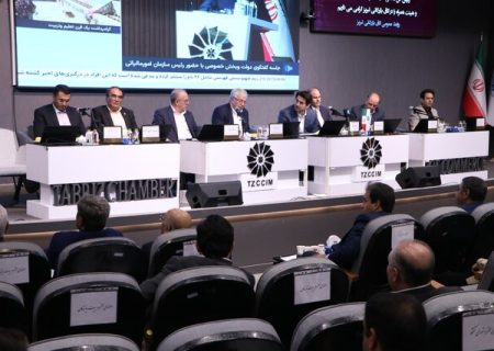 حمایت از تولید در کنار وصول مالیات ضروری است
