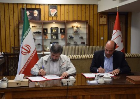 تراکتورسازی و دانشگاه آزاد تفاهمنامه امضا کردند