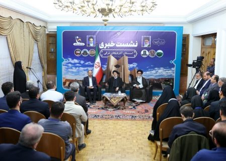اجازه نمی‌دهیم طرح‌های احیاء دریاچه ارومیه متوقف شوند/مسئولان باید دلیل اجرا نشدن طرح های وعده داده شده را به اطلاع مردم برسانند
