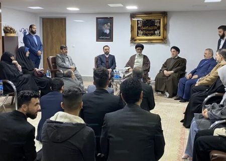 انقلاب اسلامی ایران مسلمانان را به هم نزدیک کرد