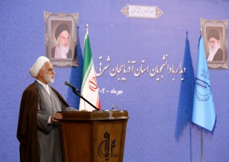 بانک‌ها اگر در انجام کارها قصور کنند به سراغشان می رویم