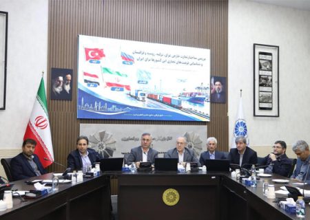 توسعه کشت قراردادی به کاهش خسارت کشاورزان کمک می‌کند