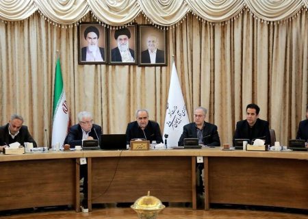 روند ترخیص کالا از گمرکات  آذربایجان شرقی تسریع شود/اداره کل امور مالیاتی استان، باید ملاحظه تولیدکنندگان و اصناف را داشته باشد