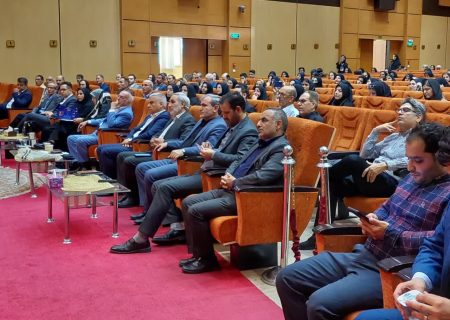 دانش آموزان باید برای زندگی هوشمندانه آماده شوند