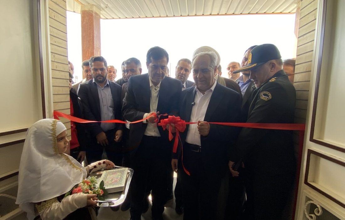 زورخانه باستانی «شه لافتی علی» بناب با حضور وزیر ورزش افتتاح شد