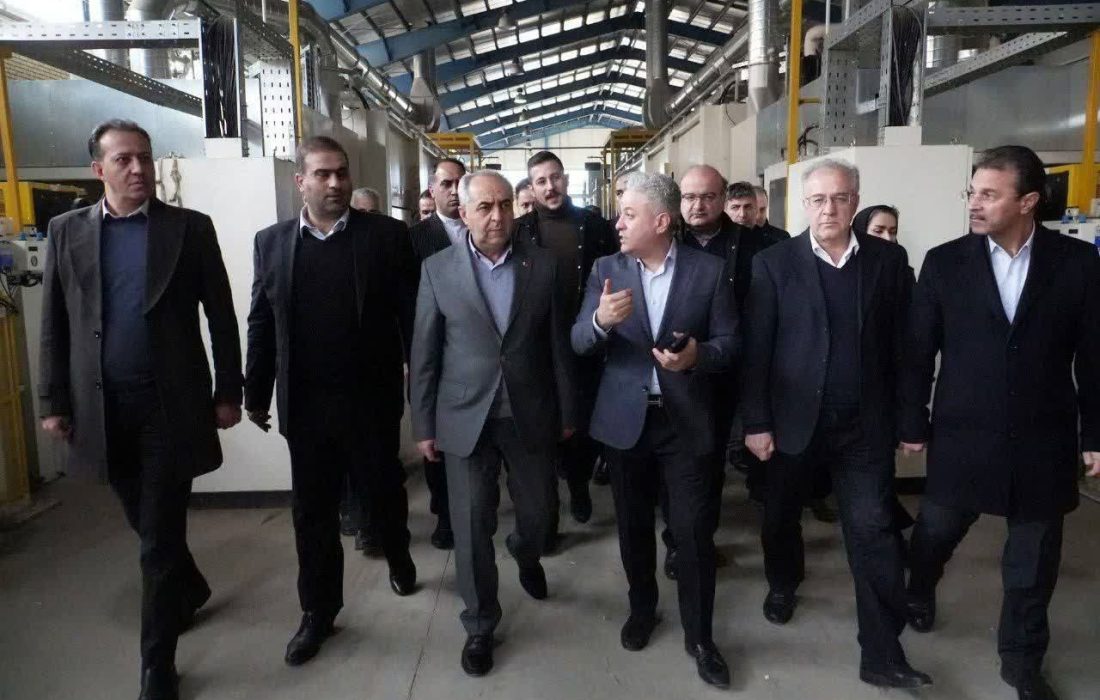 بازدید میدانی استاندار آذربایجان شرقی از شرکت راکد پانا چوب ارس