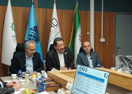 علت عقب ماندگی روند اجرای طرح های تولیدی  صنعتی در آذربایجان شرقی بررسی شود