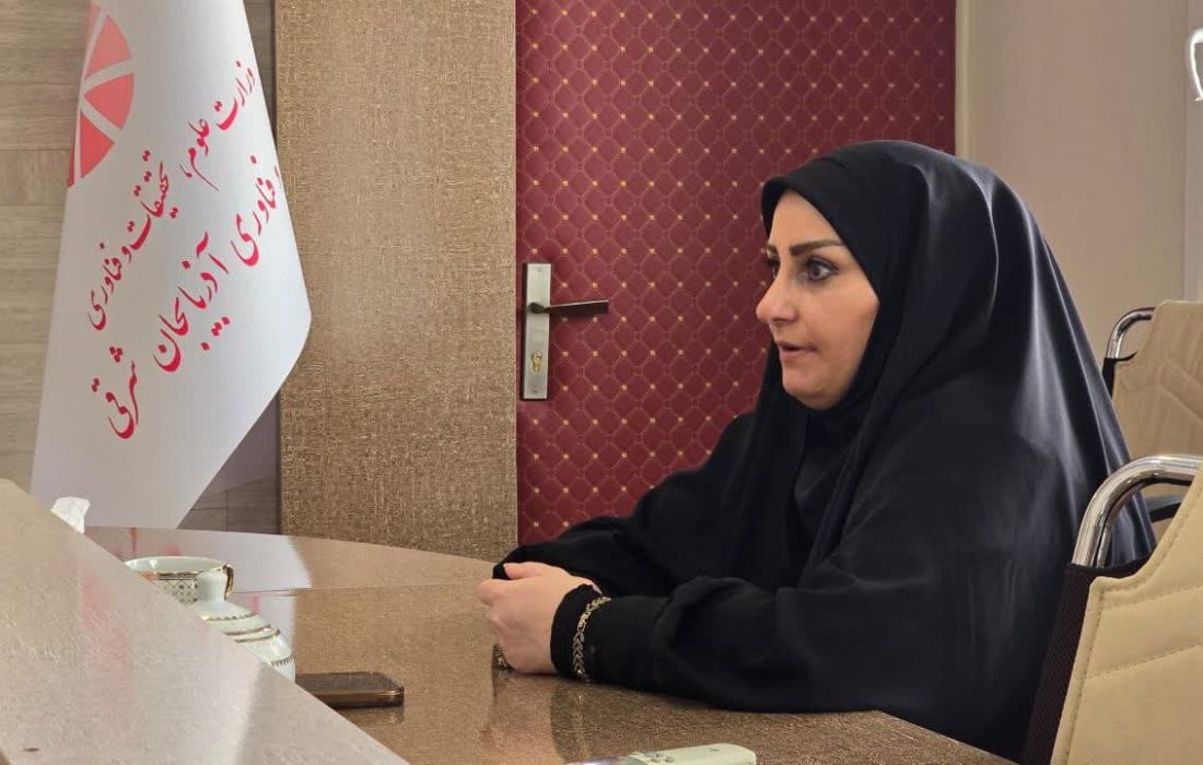نشست رئیس پارک علم و فناوری آذربایجان شرقی با روسای ادوار این مجموعه