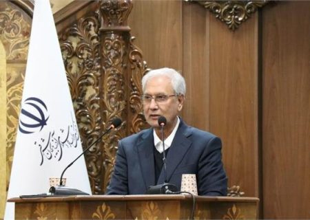 شعر عامل ماندگاری ایران و تقویت فرهنگ مقاومت است
