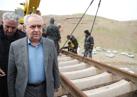 اتمام عملیات بازسازی پل راه آهن میانه