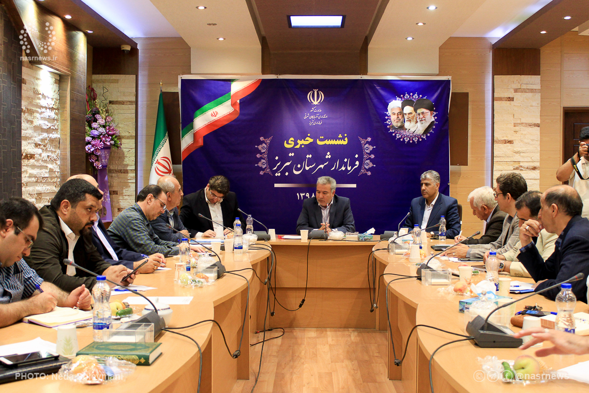 سایه استانداری مانع قرارگیری جایگاه درخور شآن فرمانداری شهرستان تبریز شده است/نظارت بر حوزه نان در تبریز ضعیف است