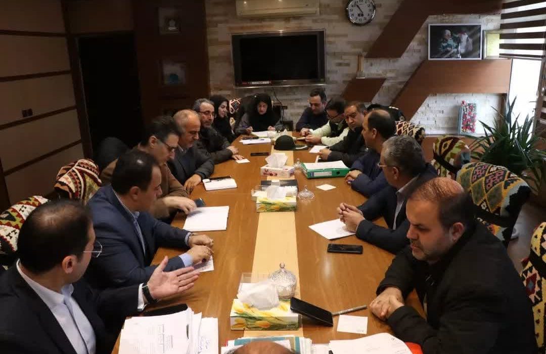 دستگاه های خدمات رسان برای احراز هویت در راستای تکریم ارباب رجوع ازسامانه های هویتی ثبت احوال استفاده کنند