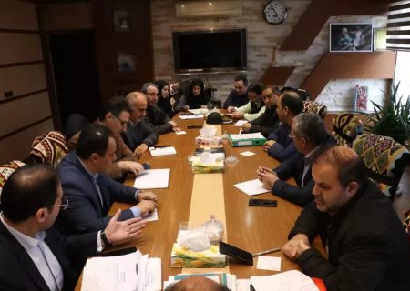 دستگاه های خدمات رسان برای احراز هویت در راستای تکریم ارباب رجوع ازسامانه های هویتی ثبت احوال استفاده کنند