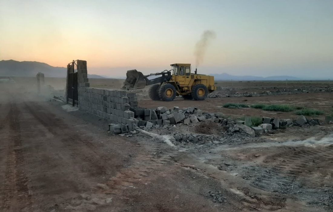 قلع وقمع ۱۳۱ مورد ازساخت وساز‌های غیرمجاز در اراضی کشاورزی شهرستان شبستر