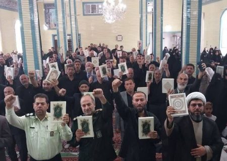 نمازگزاران آذربایجان شرقی  هتک حرمت به ساحت مقدس قرآن کریم را محکوم کردند