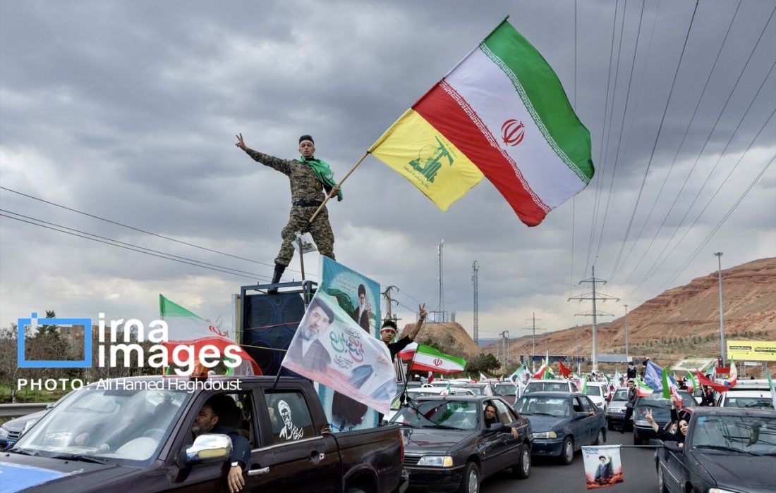 نمایش وحدت در خیابان‌های تبریز؛ کاروان خودرویی مردم از میدان آذربایجان تا ائل‌گلی