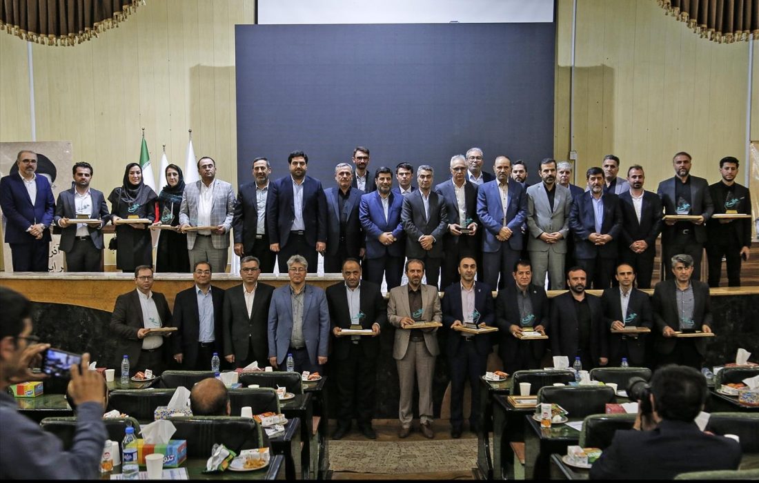 رتبه برتر روابط عمومی بهزیستی آذربایجان شرقی در جشنواره هنر هشتم