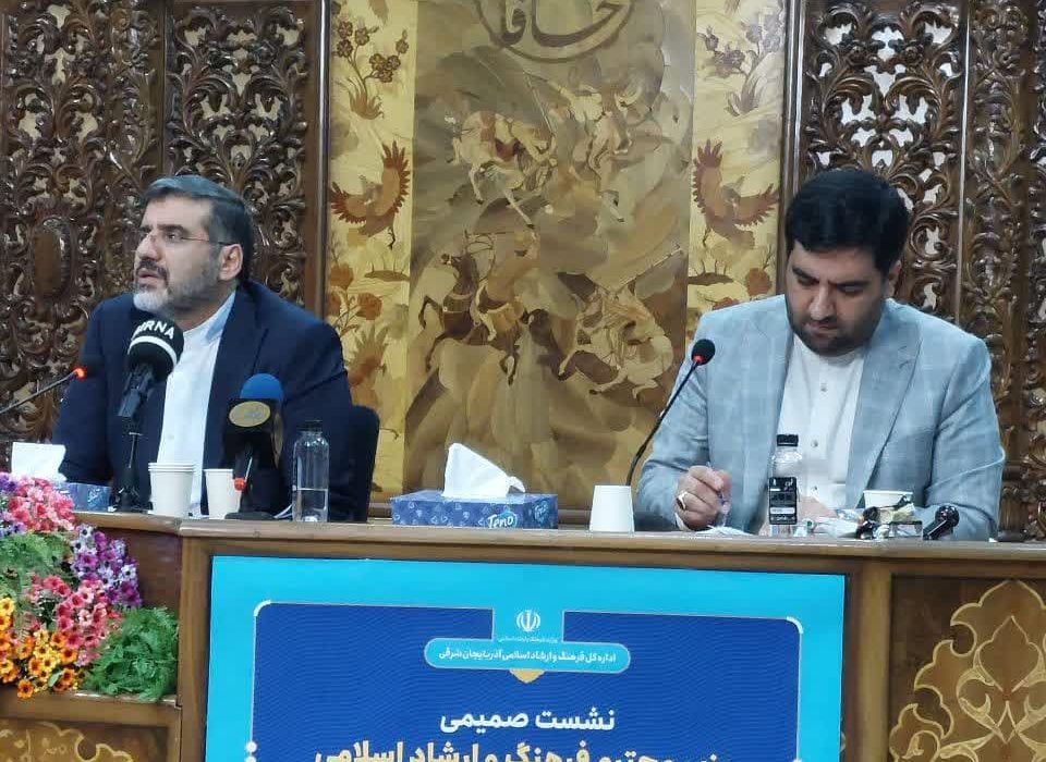 رسانه های تبریز باید در حل مسائل کشور نقش آفرینی کنند/پروانه صنفی برای روزنامه نگاران صادر می شود