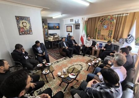 وعده نماینده تبریز برای پیگیری مطالبات خبرنگاران از وزیر ارشاد