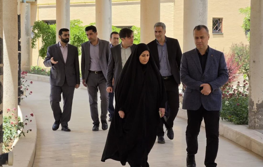 بازدید مدیر مجتمع مس سونگون از شرکت های دانش‌بنیان پارک علم و فناوری آذربایجان شرقی