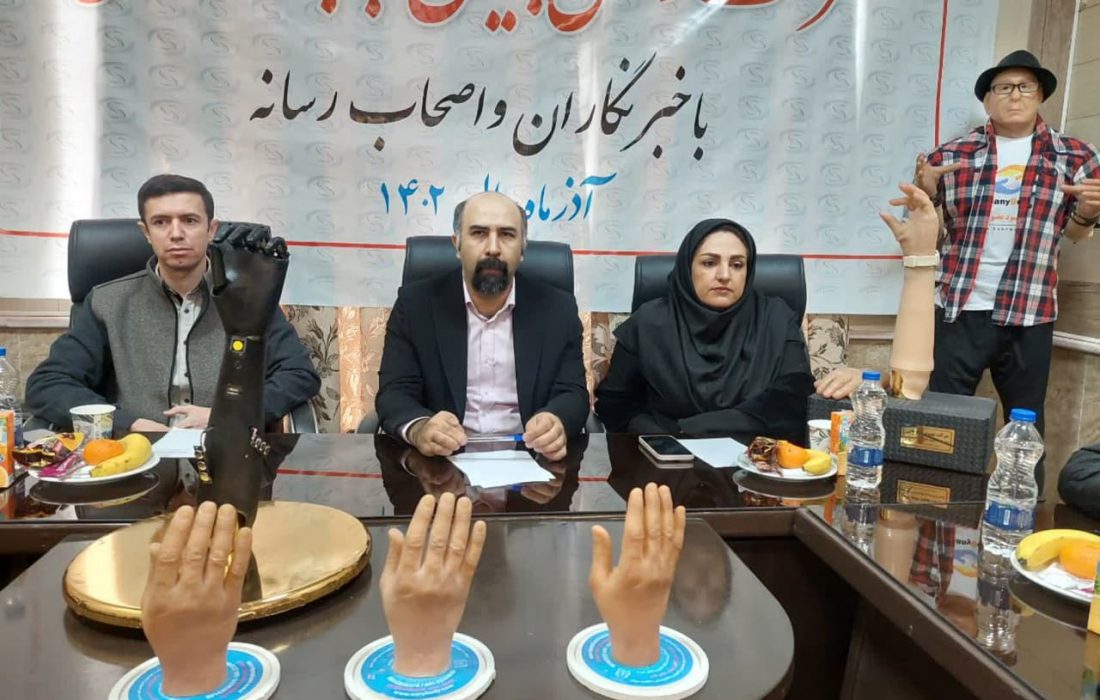 دست های معجزه گری که دست هدیه می دهند! / مسئولینی که نمی دانند دانش بنیان یعنی چه!