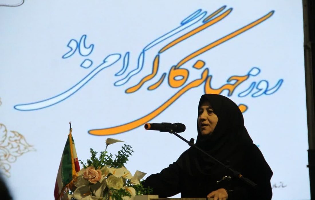جشن روز کارگر با حضور پاکبانان شهرداری تبریز برگزار شد