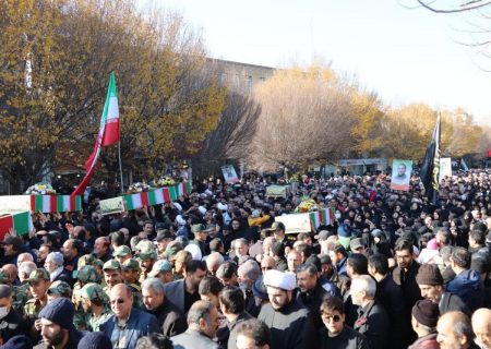 تشییع باشکوه پیکر مطهر پنج شهید گمنام در تبریز