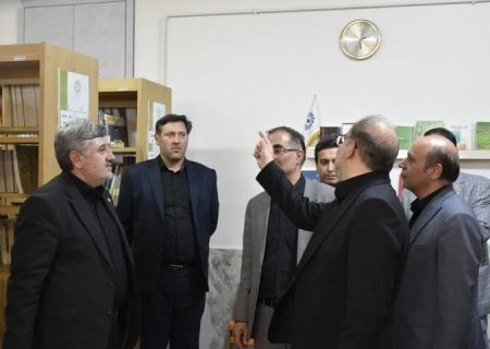 کتابخانه‌های عمومی باید به نهادهای فرهنگی پویا و هوشمند تبدیل شوند