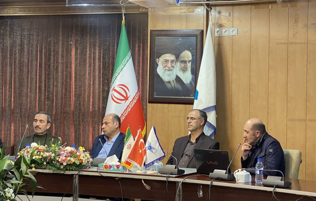 عضو سازمان آموزش عالی ترکیه: در کنار برادران و همکاران ایرانی‌ هستیم