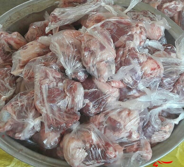 توزیع ۱۰ هزار بسته گوشت قربانی میان نیازمندان آذربایجان‌شرقی